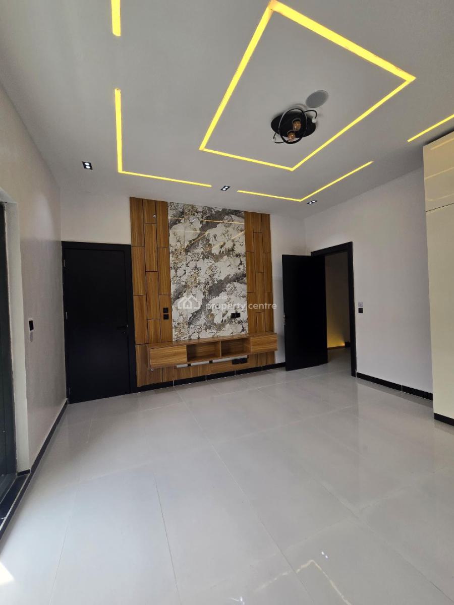 Beautiful 5 Bedroom Duplex Within a Secured Estate, Ologolo, Lekki, Lagos, House for Sale