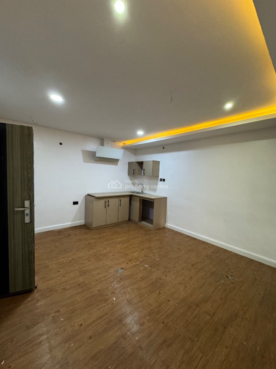 Spacious Miniflat, Off Admiralty Way, Lekki Phase 1, Lekki, Lagos, Mini Flat (room and Parlour) for Rent