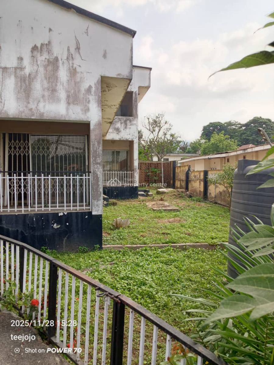 Detached House with 2 Terrace Chalet, Iyaganku Gra, Ibadan South-west, Oyo, Hotel / Guest House for Rent