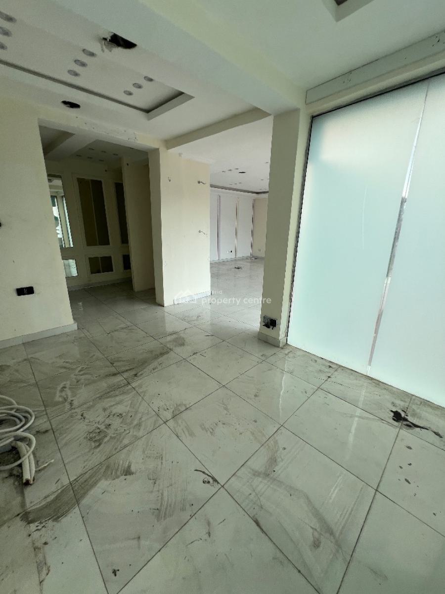 230sqm Show Room Whole Floor, Lekki Phase 1, Lekki, Lagos, Shop for Rent