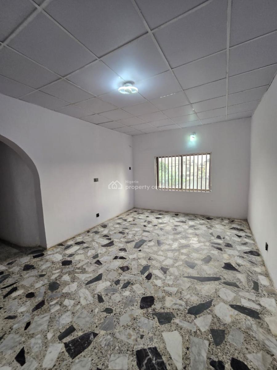 Renovated 4 Bedroom Semi Detached Duplex, Gra Phase 2, Magodo, Lagos, Semi-detached Duplex for Rent