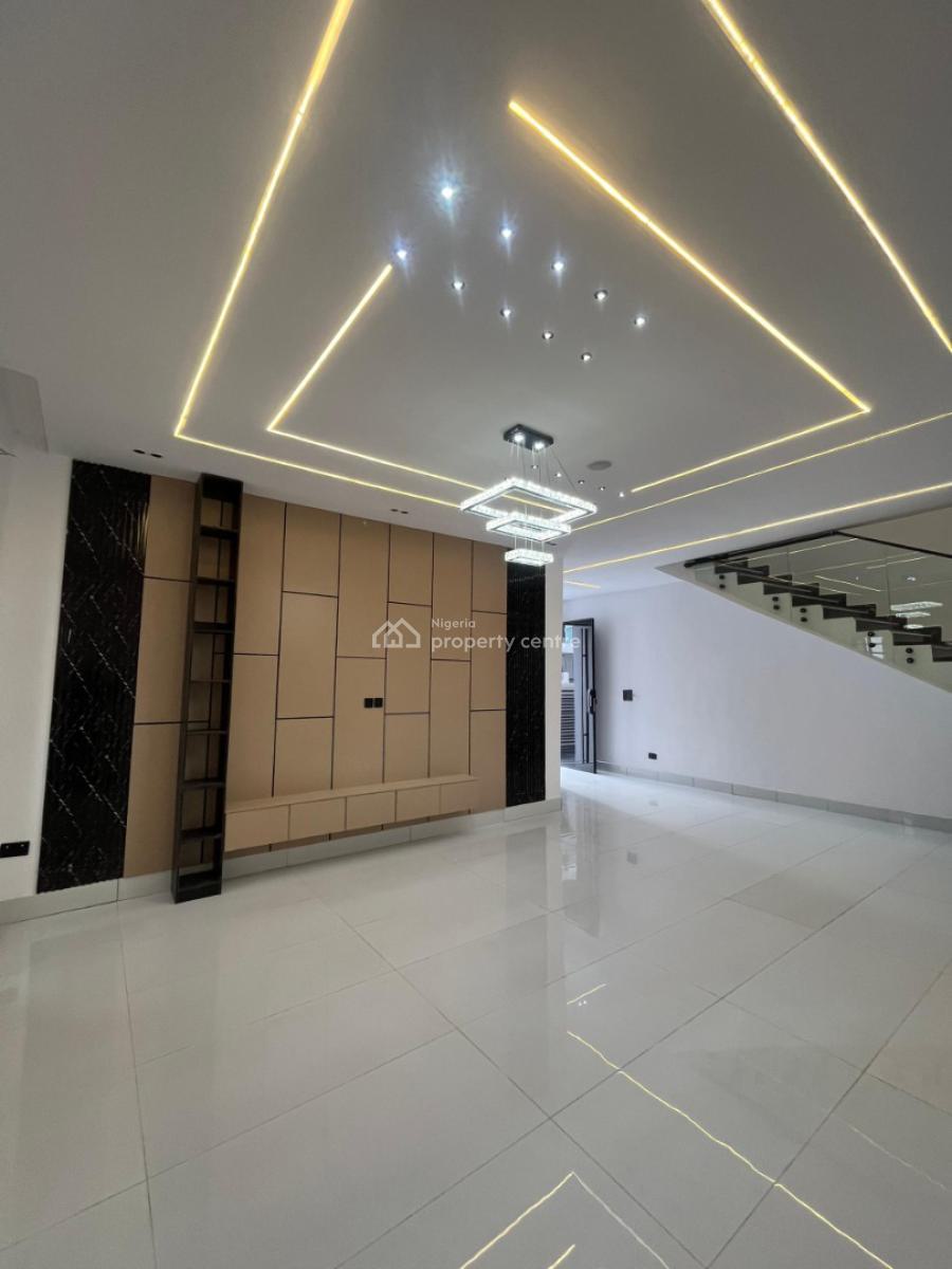 Spacious 4 Bedroom Semi Detached  Duplex with Bq, Ajah, Lagos, Semi-detached Duplex for Sale