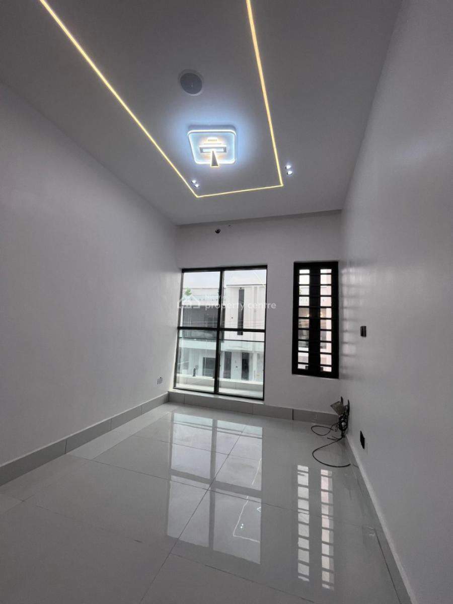 Spacious 4 Bedroom Semi Detached  Duplex with Bq, Ajah, Lagos, Semi-detached Duplex for Sale