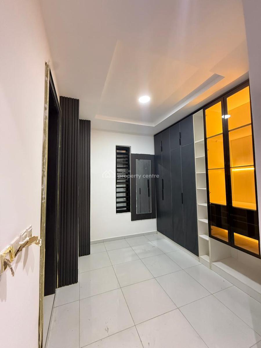 Exclusive 5-bedroom Palatial Mansions Designed for Royal-class Comfort, Agodi Gra, Ibadan, Oyo, Detached Duplex for Sale