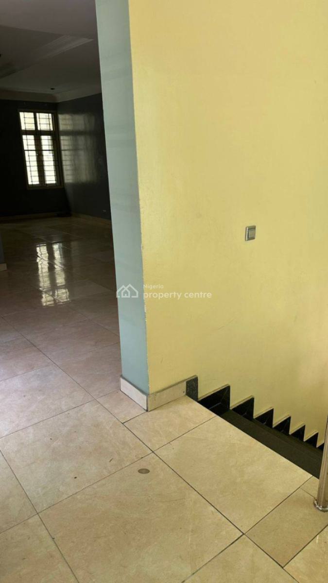 2 Bedroom Apartment, Lekki Phase 1, Lekki, Lagos, Flat / Apartment for Rent