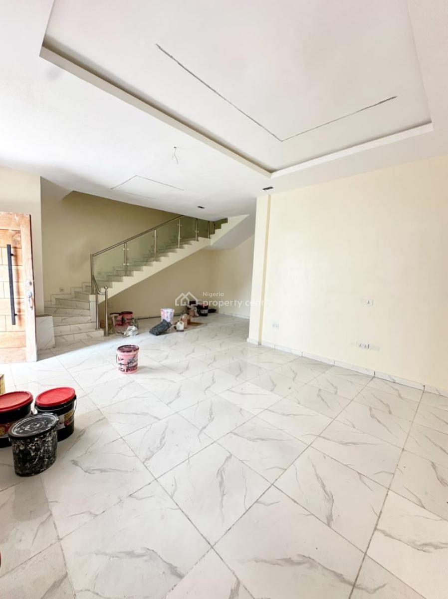 4 Bedroom Semi - Detached Duplex with Bq, Ologolo, Lekki, Lagos, Semi-detached Duplex for Rent