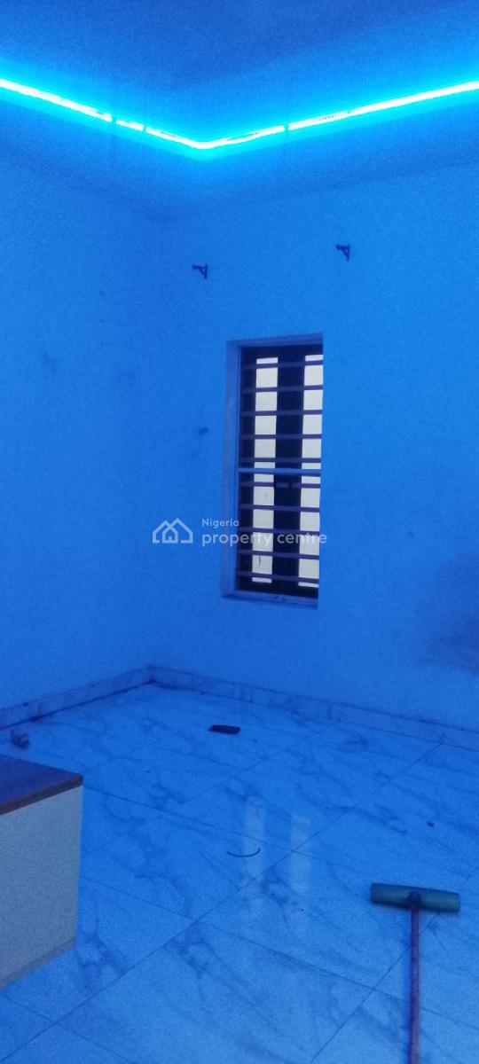 a Spaciously Self Contained Room, Chevron Drive, Chevy View Estate, Chevron, Lekki, Lagos, Self Contain (single Rooms) for Rent