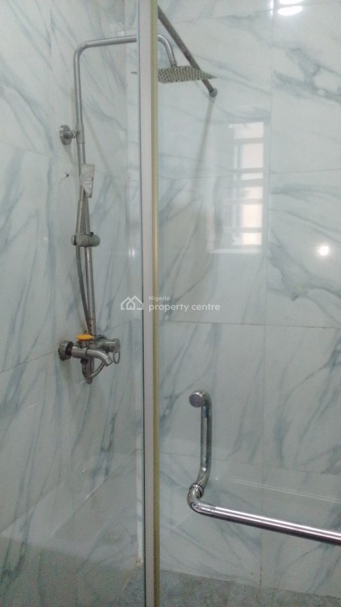 a Spaciously Self Contained Room, Chevron Drive, Chevy View Estate, Chevron, Lekki, Lagos, Self Contain (single Rooms) for Rent