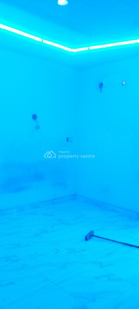 a Spaciously Self Contained Room, Chevron Drive, Chevy View Estate, Chevron, Lekki, Lagos, Self Contain (single Rooms) for Rent