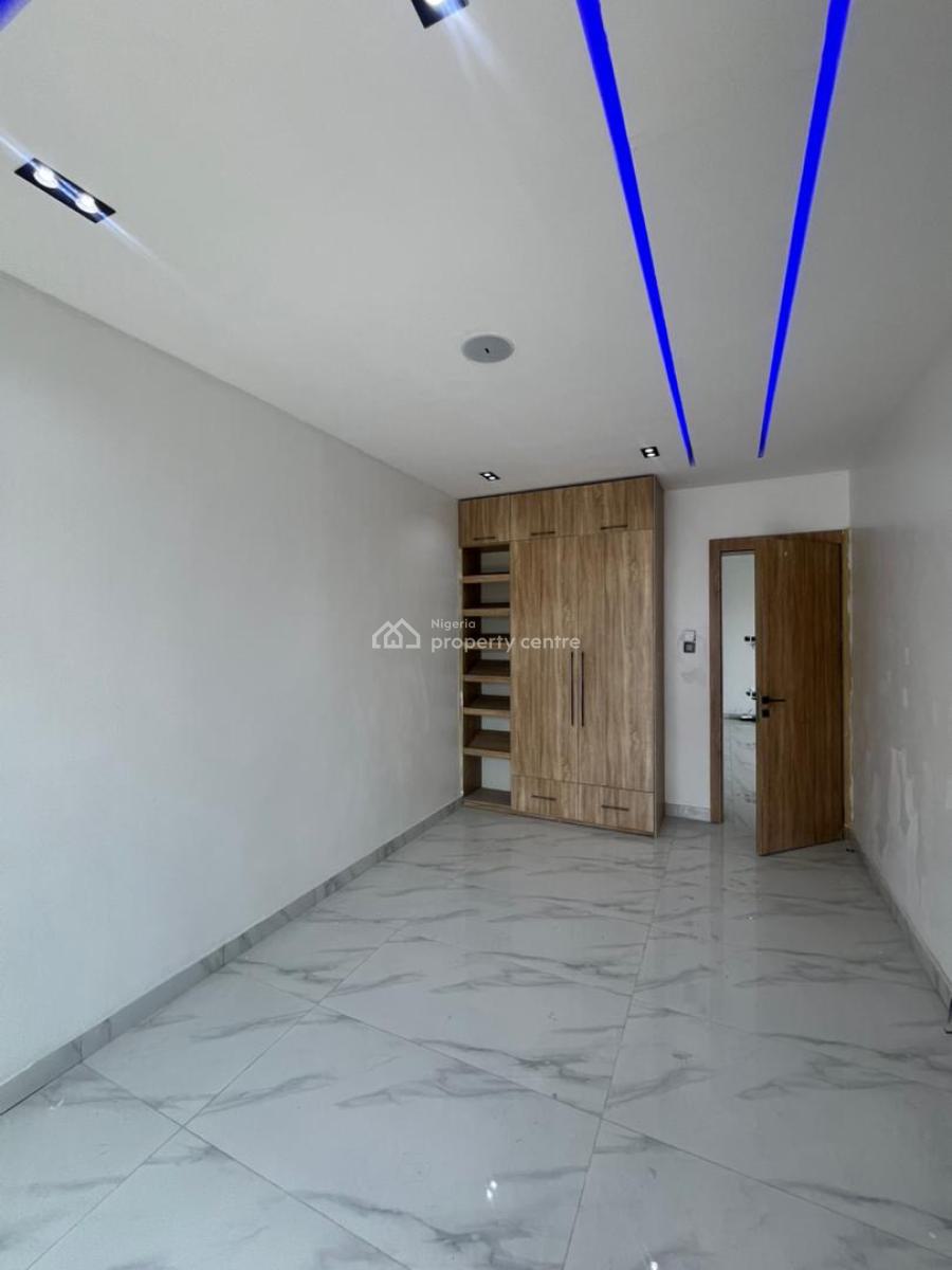 Luxury 2 Bedroom Apartment, Lekki, Lagos, Block of Flats for Sale