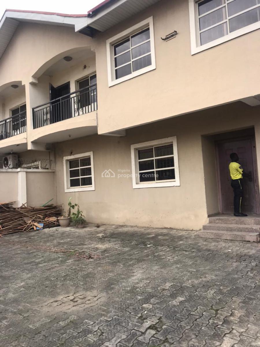 Lovely and Spacious 4 Bedroom Duplex Semi Detached House with 2 Room Bq, Maryland Crescent Estate, Maryland, Lagos, Semi-detached Duplex for Rent