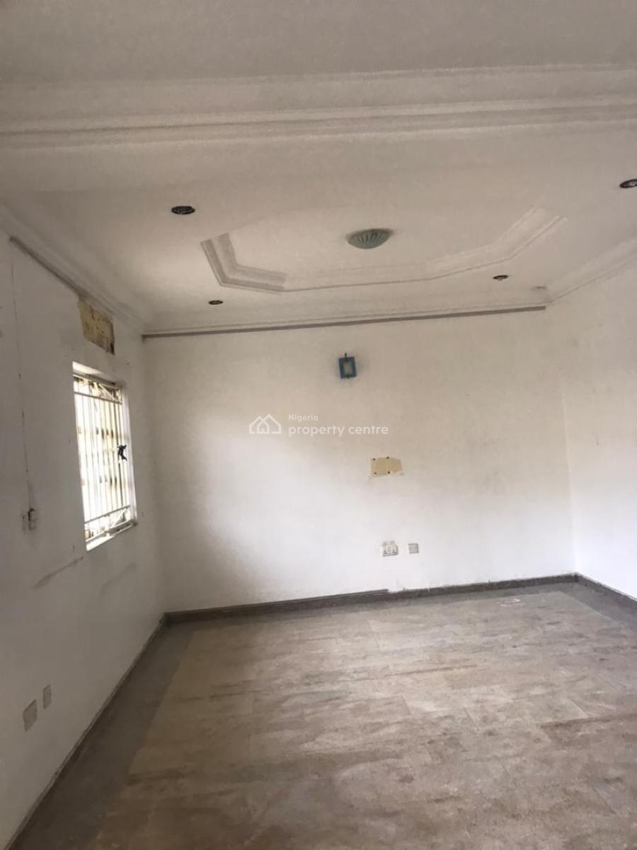 Lovely and Spacious 4 Bedroom Duplex Semi Detached House with 2 Room Bq, Maryland Crescent Estate, Maryland, Lagos, Semi-detached Duplex for Rent