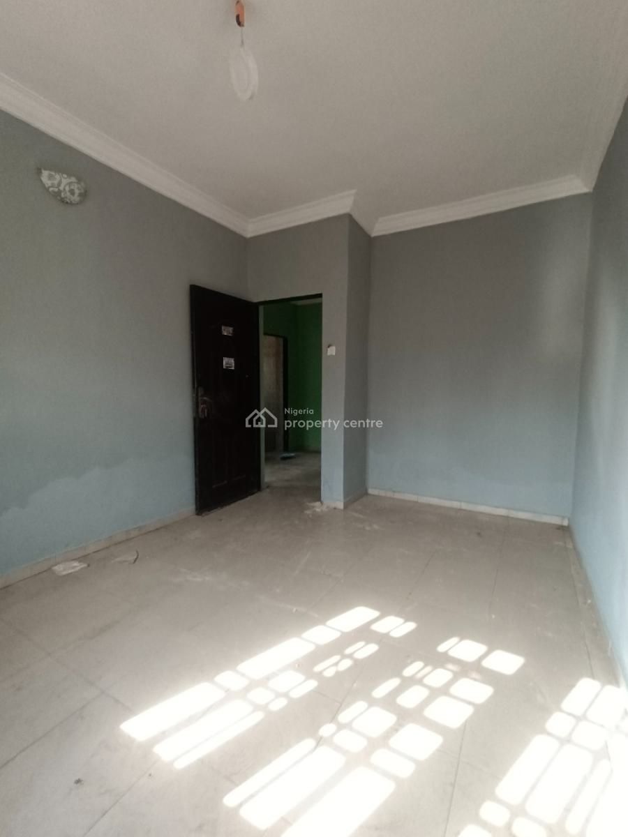 3bedroom Flat with Modern Facilities, Kasumu,tipper Garage,off Akala Express Ibadan, Ibadan, Oyo, Flat / Apartment for Rent