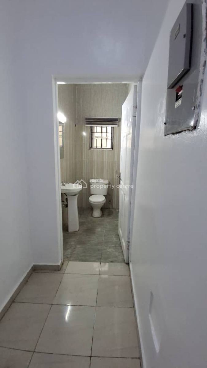 Luxury 2 Bedroom Self Service in a Secured Estate, Lekki Phase 1, Lekki, Lagos, Flat / Apartment for Rent