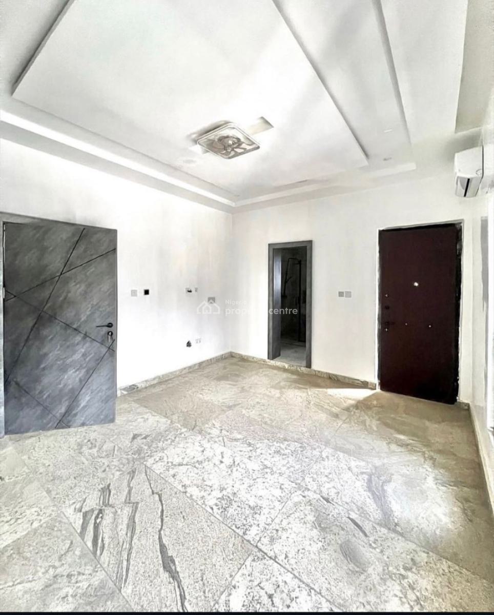 6 Bedroom Fully Detached with Bq, Guzape Main, Guzape District, Abuja, Detached Duplex for Sale