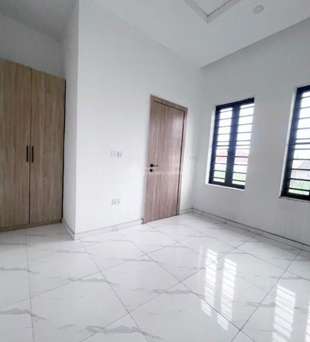 4-bedroom Terrace Duplex, Vgc, Lekki, Lagos, Terraced Duplex for Sale