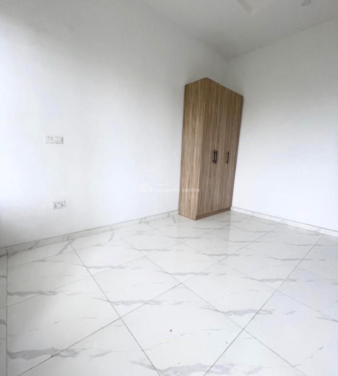 4-bedroom Terrace Duplex, Vgc, Lekki, Lagos, Terraced Duplex for Sale