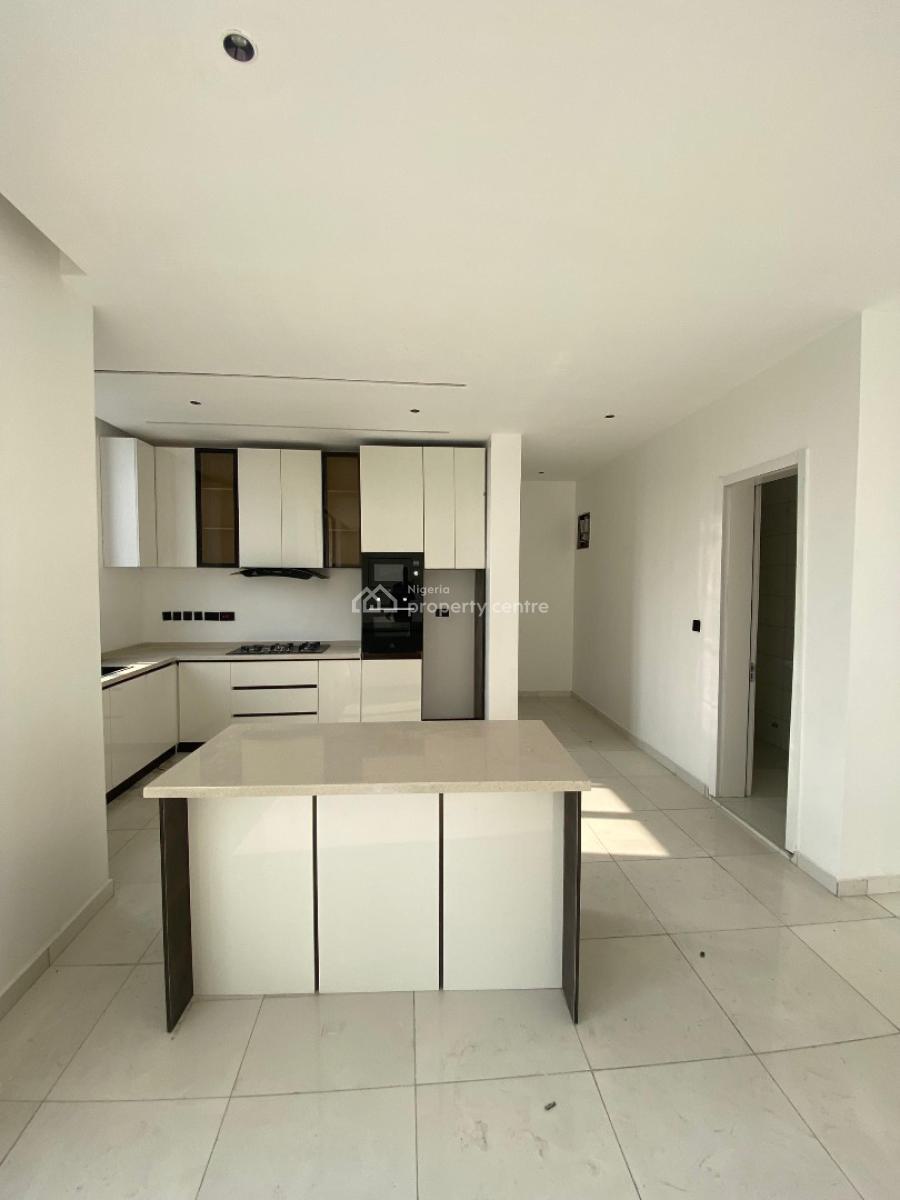 Newly Built 2 Bedroom Apartment with Elevator in a Gated Estate, Oniru, Victoria Island (vi), Lagos, Block of Flats for Sale