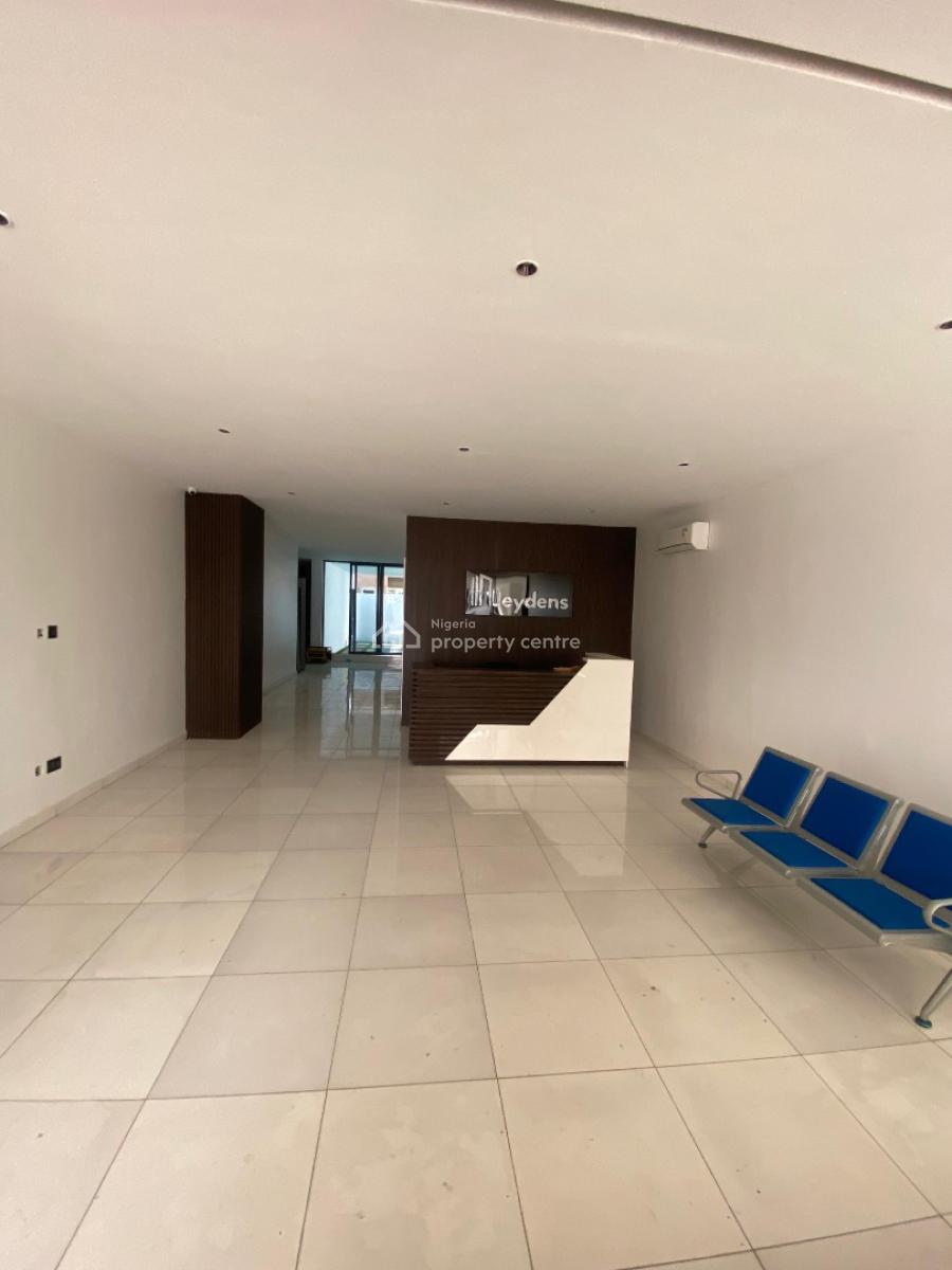 Newly Built 2 Bedroom Apartment with Elevator in a Gated Estate, Oniru, Victoria Island (vi), Lagos, Block of Flats for Sale