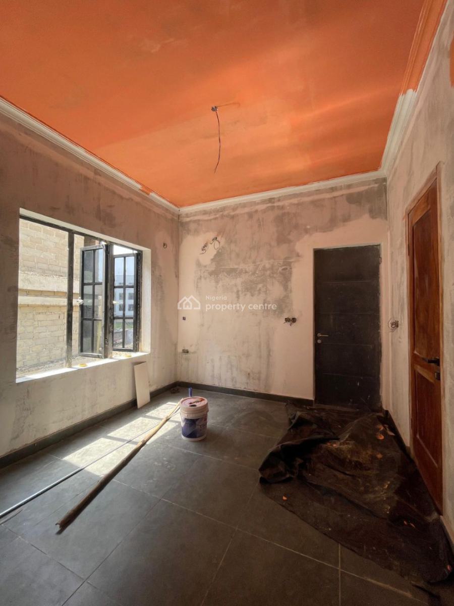 Uniquely  Built 3 Bedroom Apartment with Elevator & Swimming Pool, Lekki Phase 1, Lekki, Lagos, Block of Flats for Sale