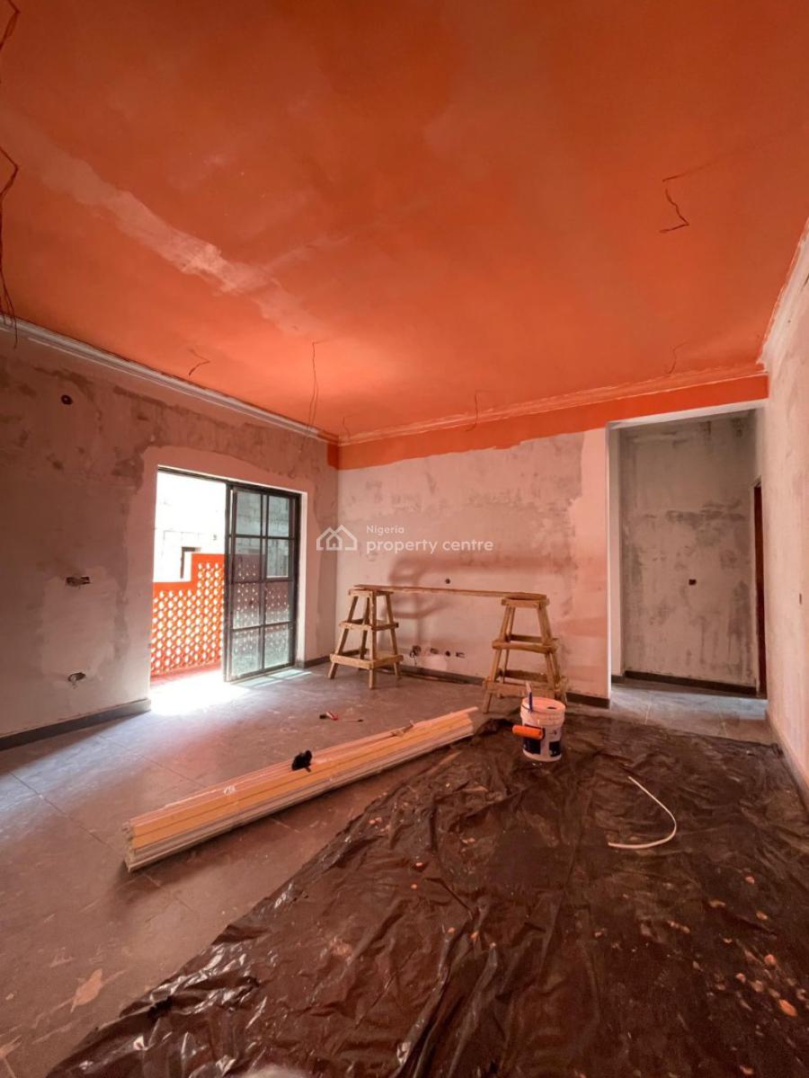 Uniquely  Built 3 Bedroom Apartment with Elevator & Swimming Pool, Lekki Phase 1, Lekki, Lagos, Block of Flats for Sale