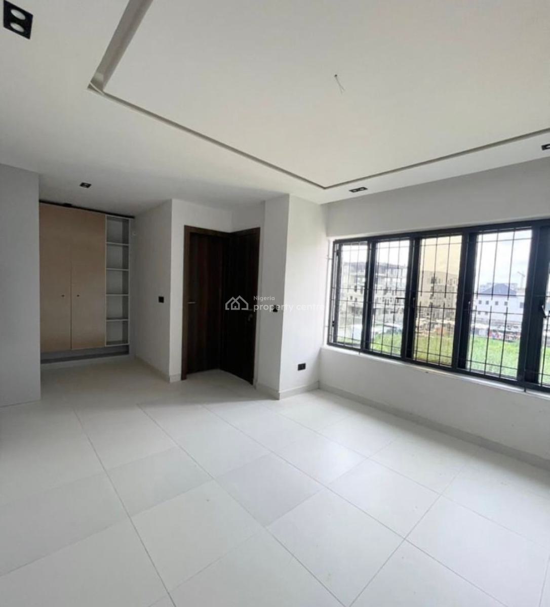 Exclusive 4 Bedroom Terrace Duplex, Lekki Phase 1, Lekki, Lagos, Terraced Duplex for Sale