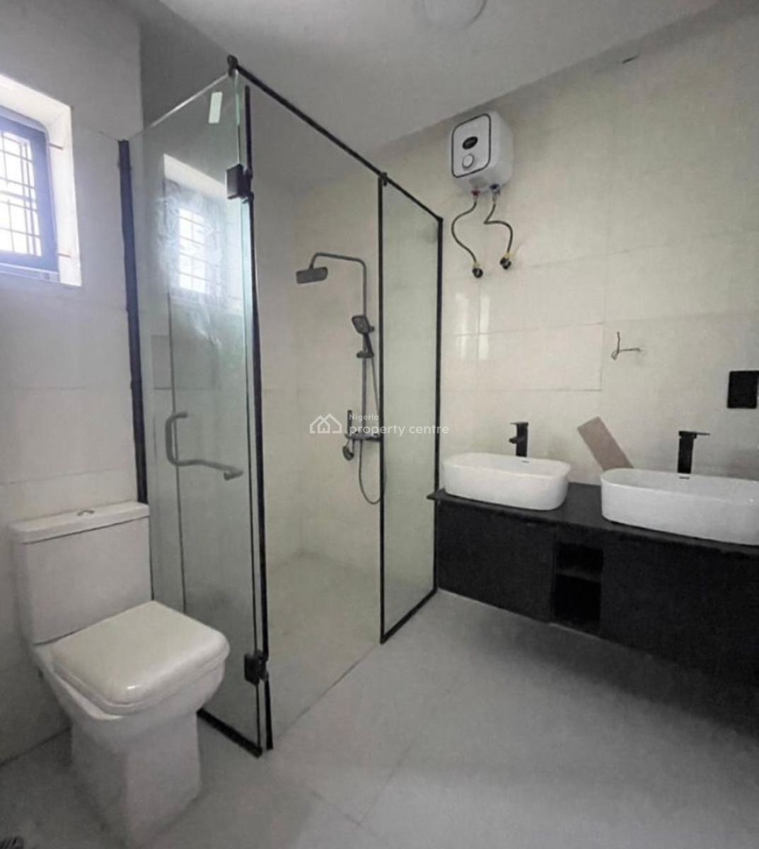 Exclusive 4 Bedroom Terrace Duplex, Lekki Phase 1, Lekki, Lagos, Terraced Duplex for Sale