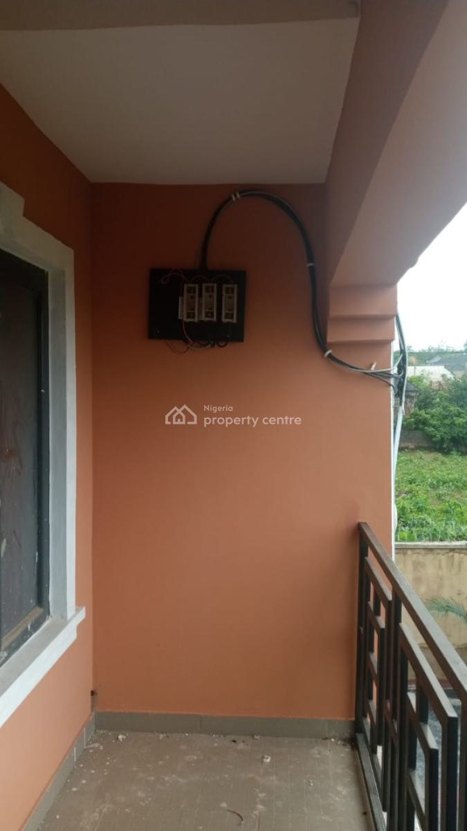 Nice and Spacious 2 Bedroom Apartment All Rooms En-suite Upstairs, Asaka Elebu, Ibadan, Oyo, Flat / Apartment for Rent
