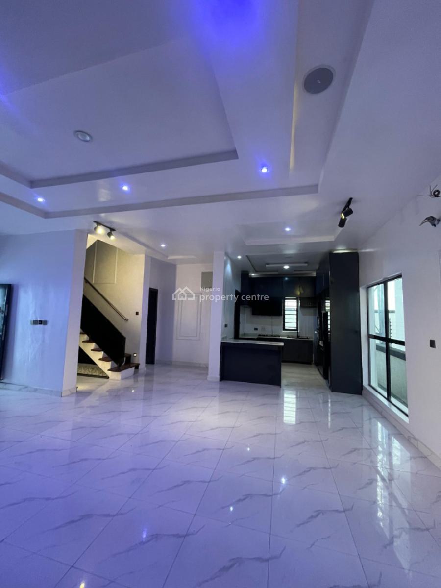 Spacious 5 Bedroom Fully Detached Duplex with Bq, Ajah, Lagos, Detached Duplex for Sale