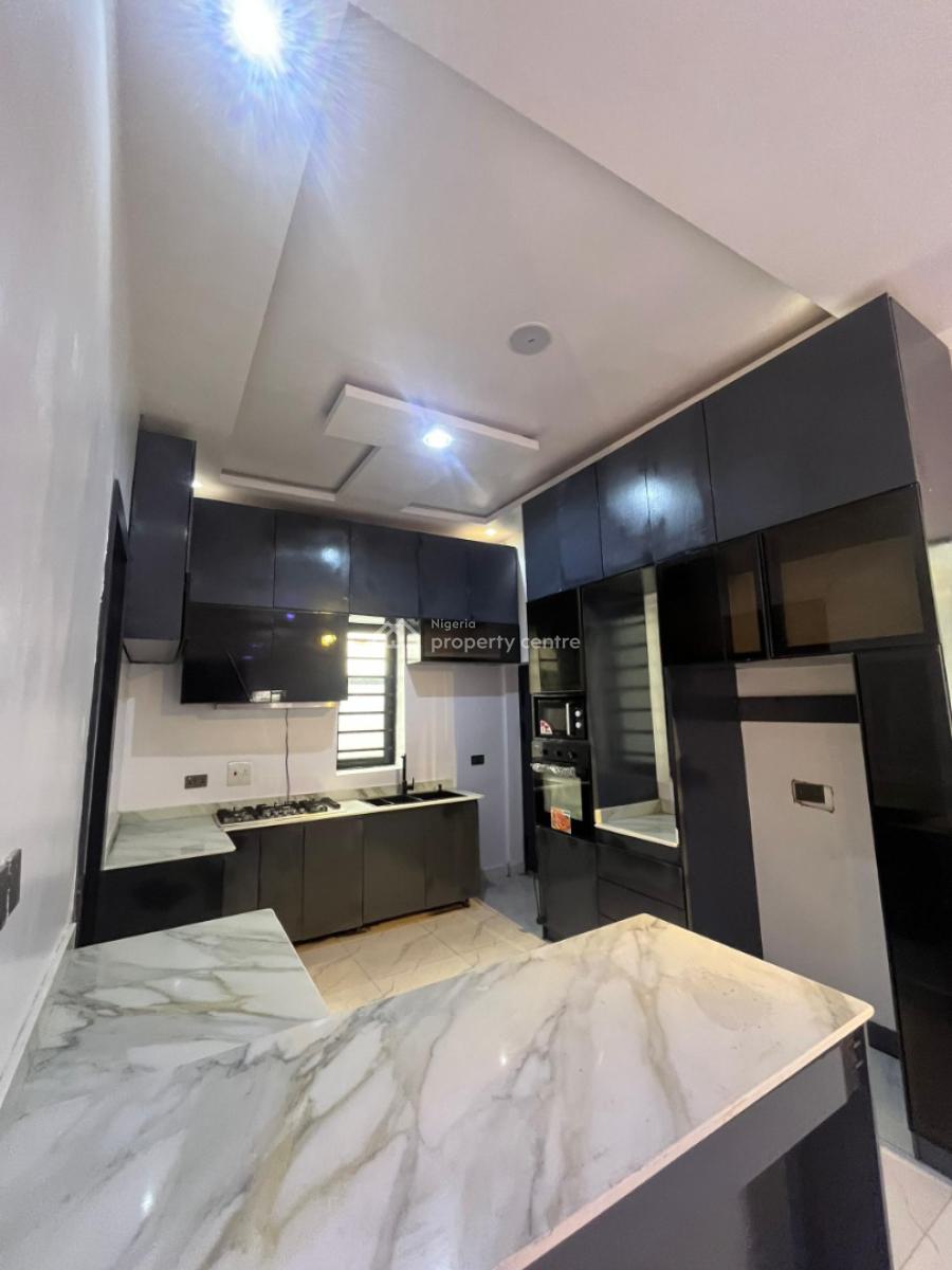 Spacious 5 Bedroom Fully Detached Duplex with Bq, Ajah, Lagos, Detached Duplex for Sale