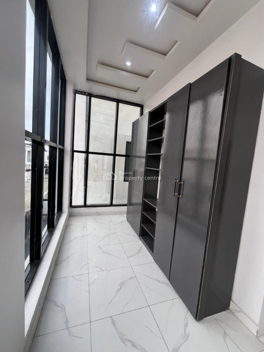 Spacious 5 Bedroom Fully Detached Duplex with Bq, Ajah, Lagos, Detached Duplex for Sale