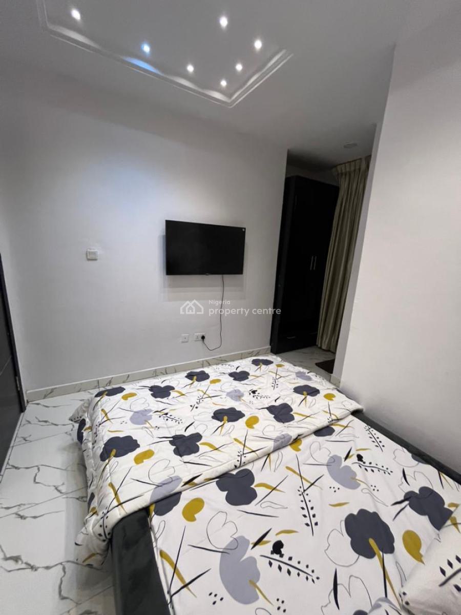Fully Furnished 2 Bedroom Apartment All Rooms En-suite, Ologolo, Lekki, Lagos, Flat / Apartment for Rent