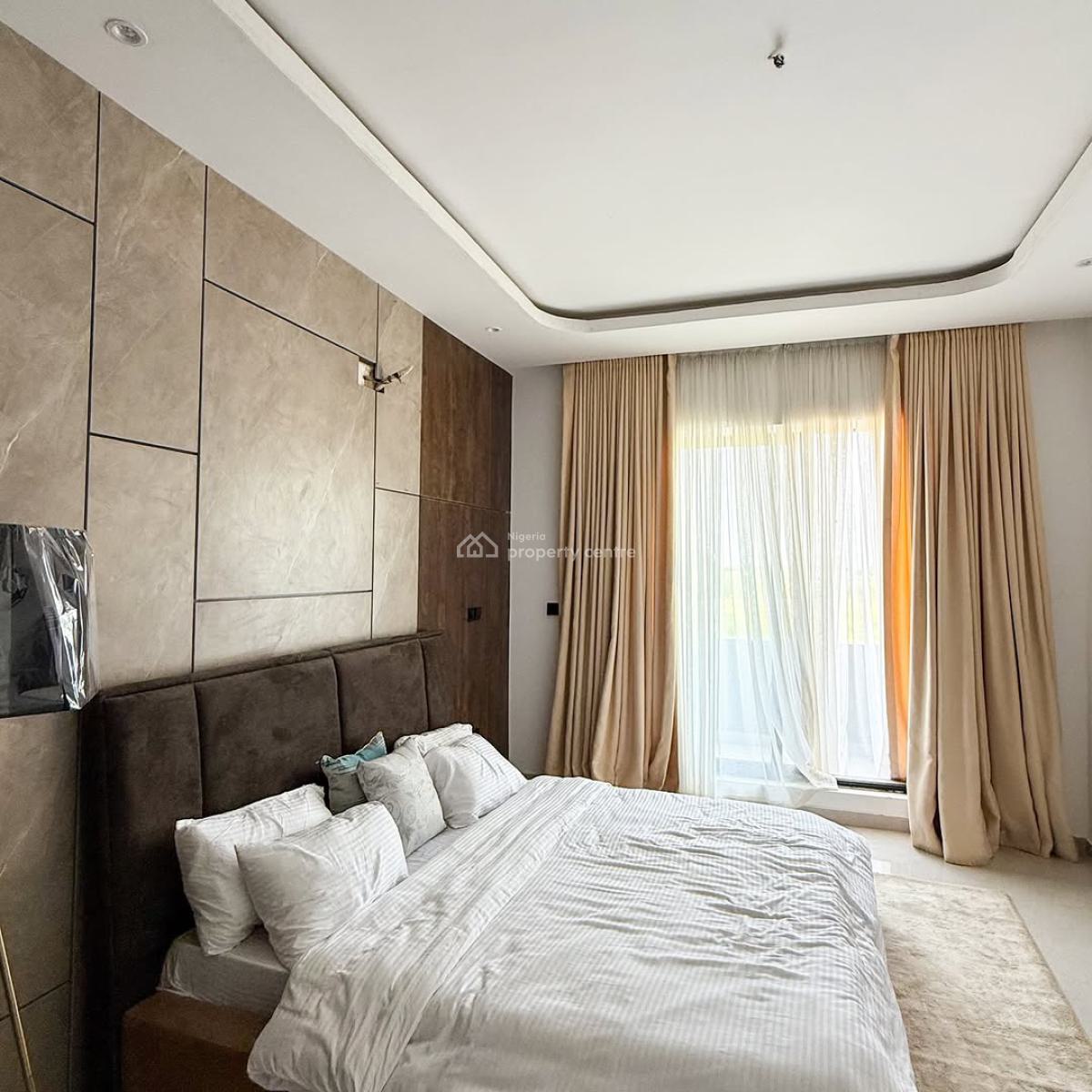 En-suite 2 Bedroom Apartment, Lekki Phase 1, Lekki, Lagos, Block of Flats for Sale