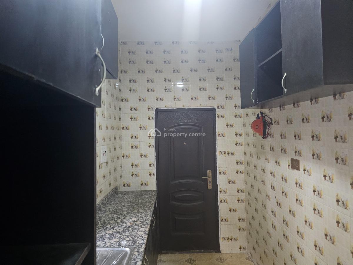 2-bedroom Apartment, Off Freedom Way, Lekki Phase 1, Lekki, Lagos, Flat / Apartment for Rent