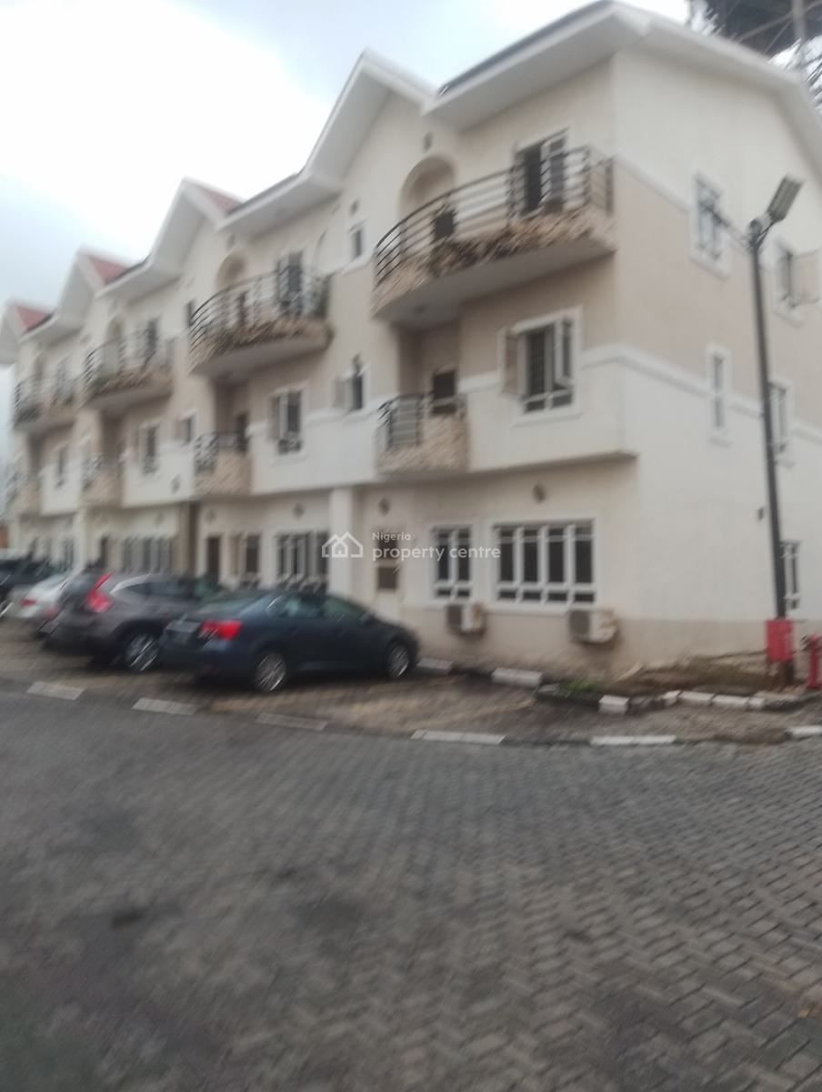 Four Bedroom Terrace, Jacob Mews, Yaba, Lagos, Terraced Duplex for Sale