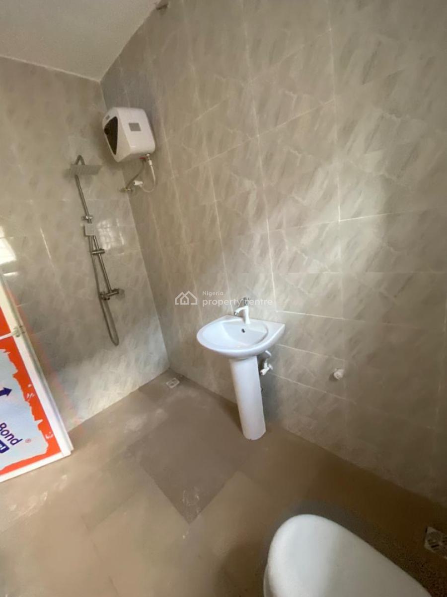 3 Bedroom Apartment Upstairs 4m with Two Tenants in The Compound.., Sangotedo Ajah Lagos, Ajah, Lagos, Flat / Apartment for Rent