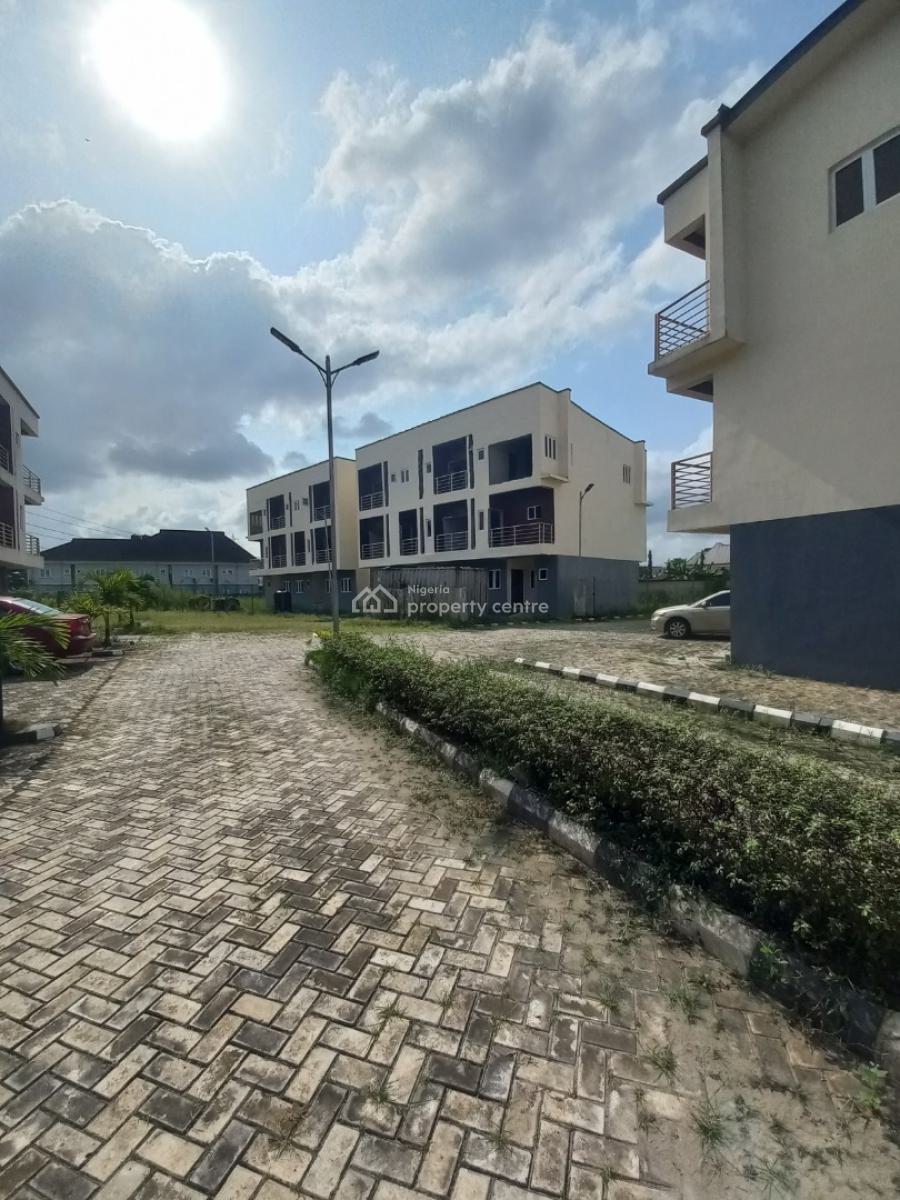 Newly Built 2 Bedroom Apartments, Off G.u Akeh Road, Eliozu, Port Harcourt, Rivers, Block of Flats for Sale