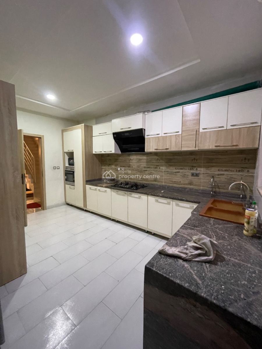 4 Bedroom Semi Detached Duplex with a Bq, Chevron, Lekki, Lagos, Semi-detached Duplex for Rent