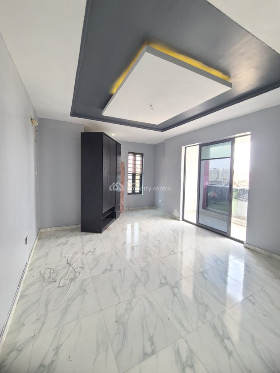 Massive and Standard 2bedroom Flat, Ologolo, Lekki, Lagos, Flat / Apartment for Sale