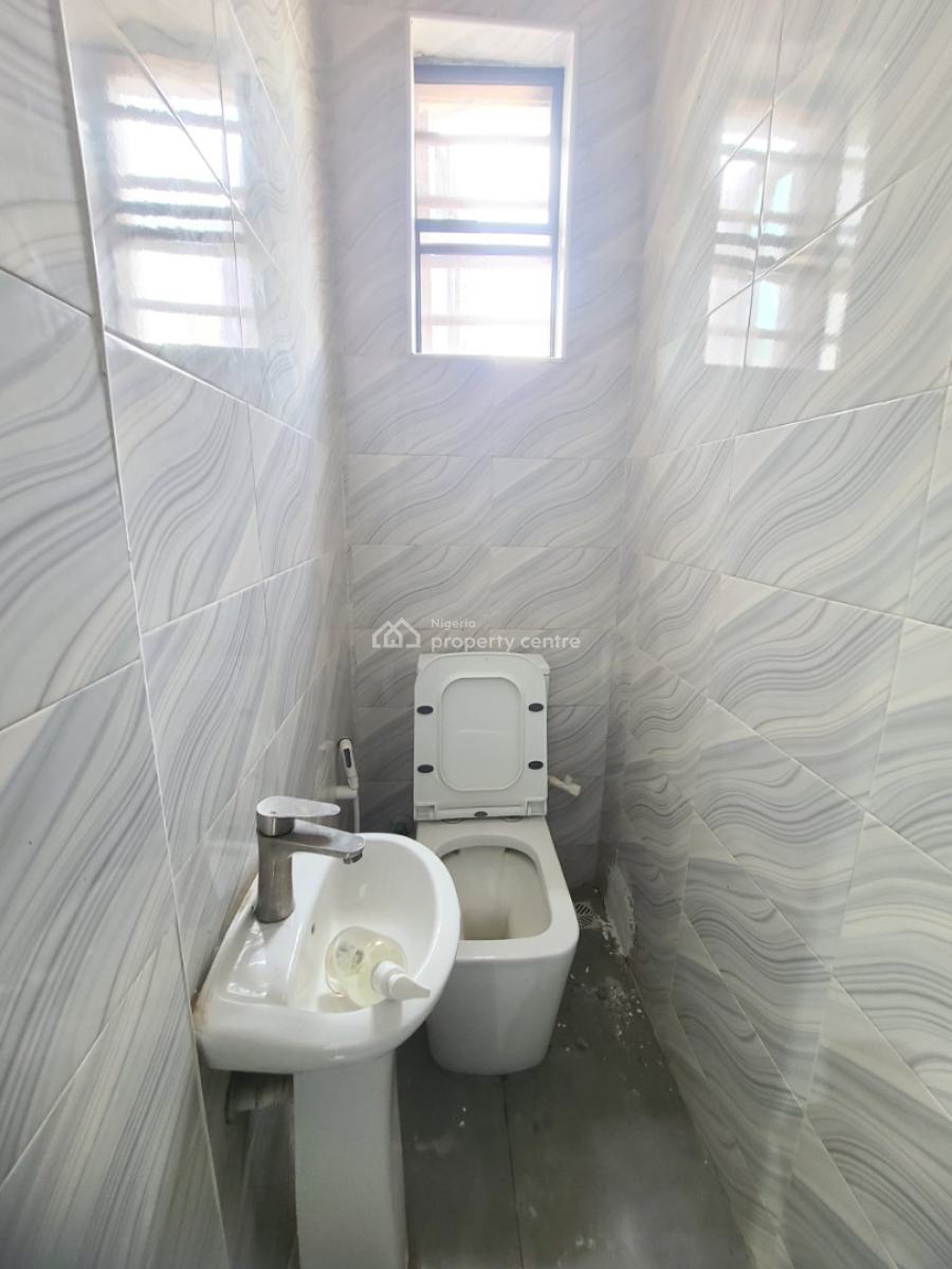 Massive and Standard 2bedroom Flat, Ologolo, Lekki, Lagos, Flat / Apartment for Sale