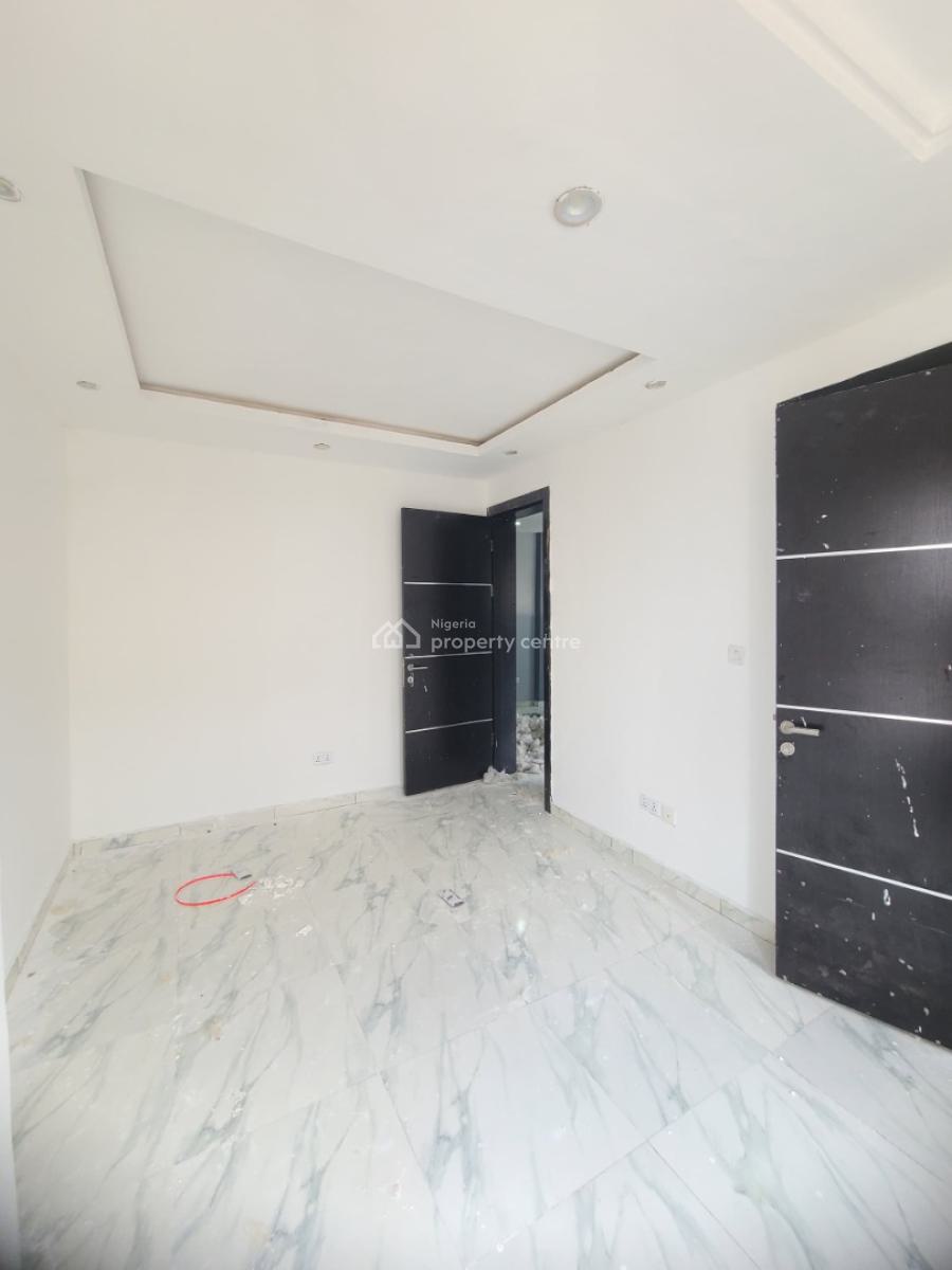 Massive and Standard 2bedroom Flat, Ologolo, Lekki, Lagos, Flat / Apartment for Sale