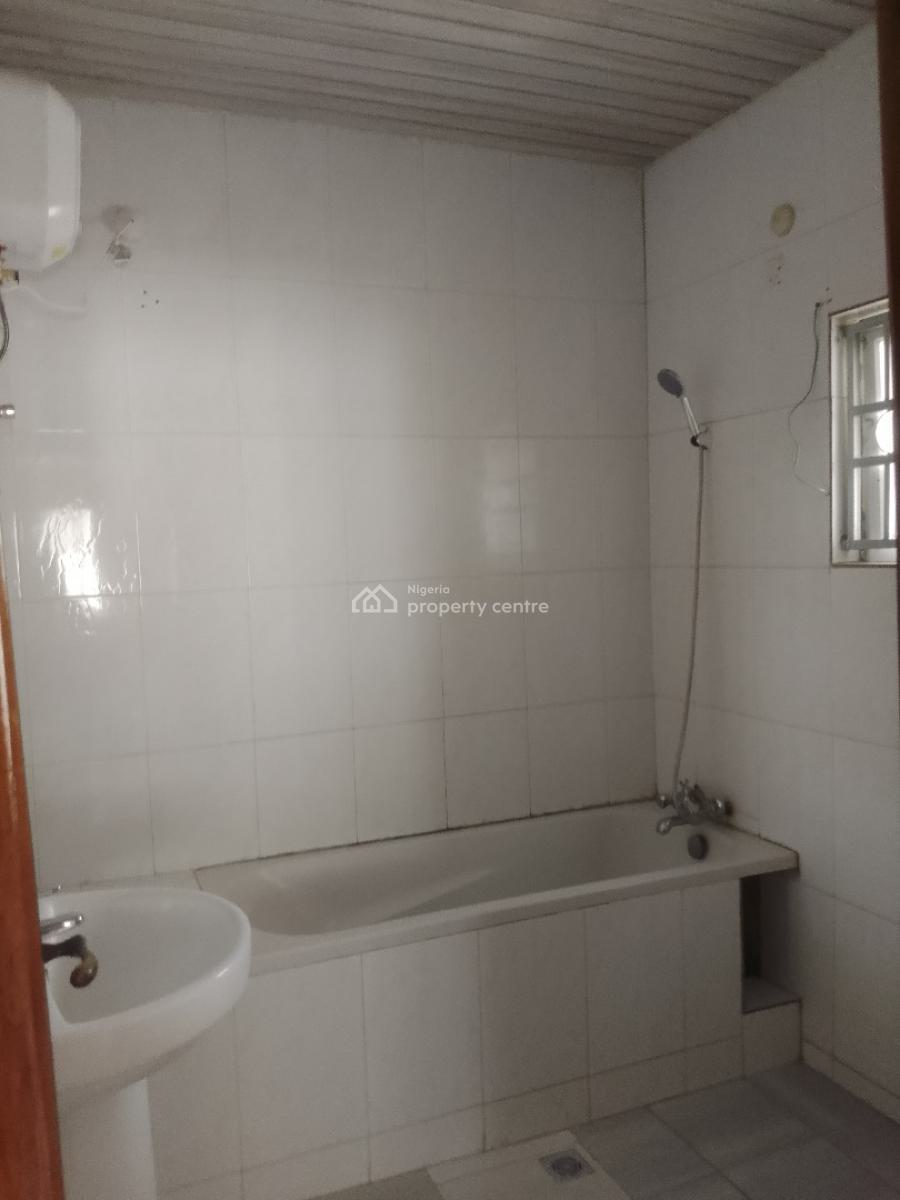 Spacious 4 Bedroom Detached with Bq, Crown Estate, Sangotedo, Ajah, Lagos, Detached Duplex for Rent