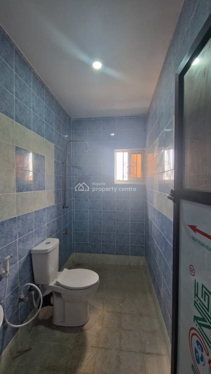 Executive 1 Bedroom Apartment with Inverter, Internet, Ibadan, Oyo, Mini Flat (room and Parlour) for Rent