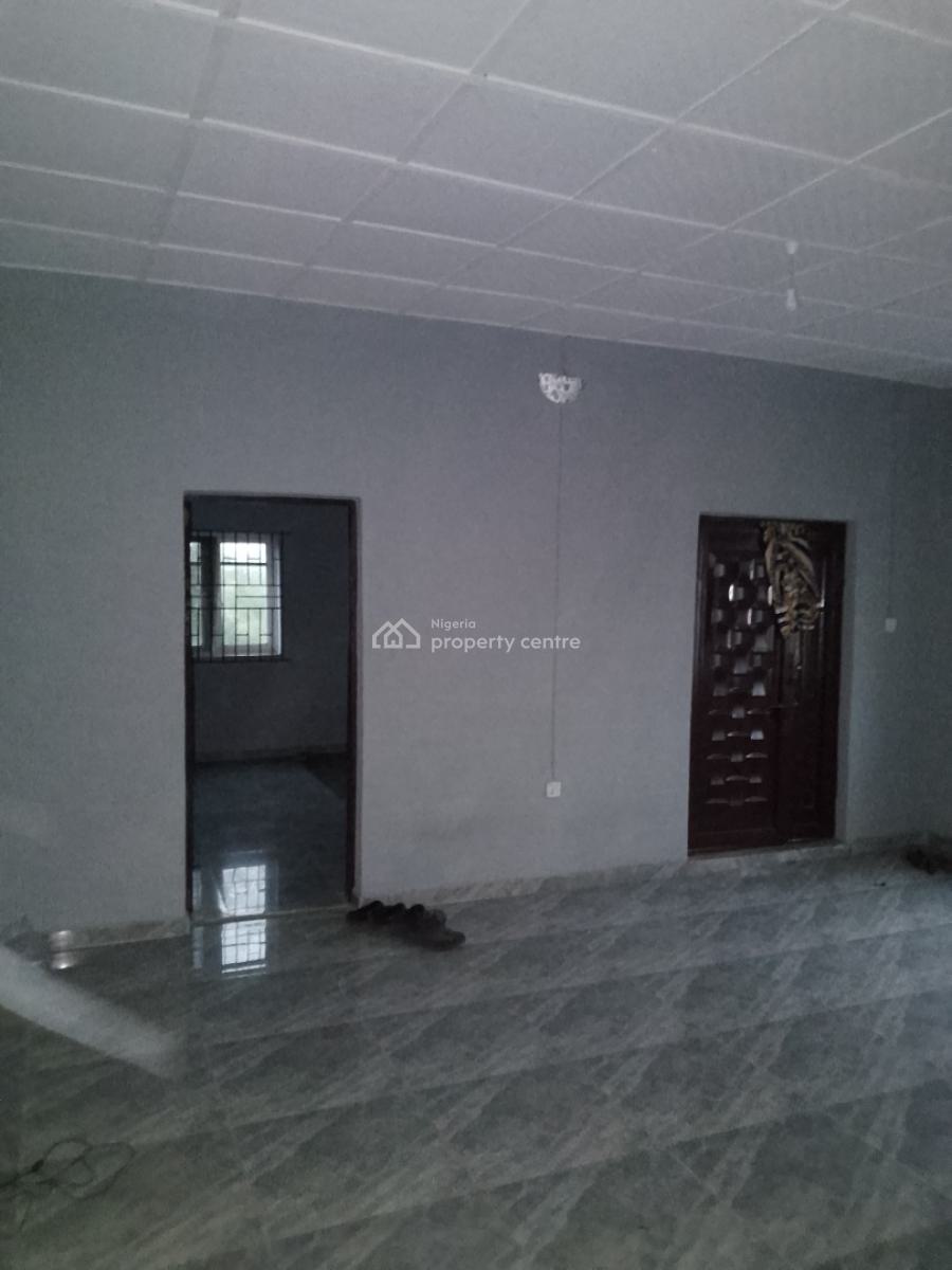 Massive 2 Bedroom Flat Upstairs, Desa Off Balogun Quarteres Estate, Onosa, Ibeju Lekki, Lagos, Flat / Apartment for Rent