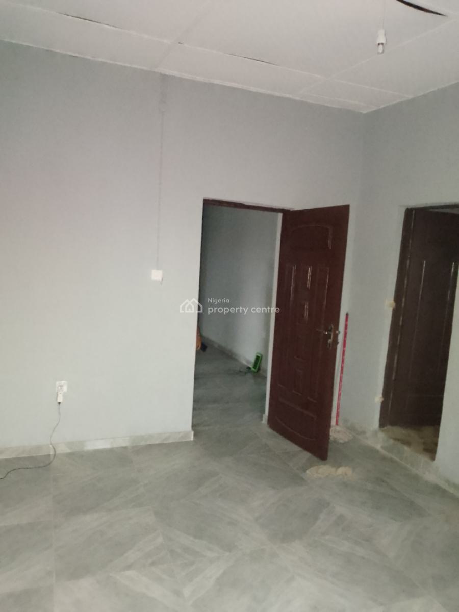 Massive 2 Bedroom Flat Upstairs, Desa Off Balogun Quarteres Estate, Onosa, Ibeju Lekki, Lagos, Flat / Apartment for Rent