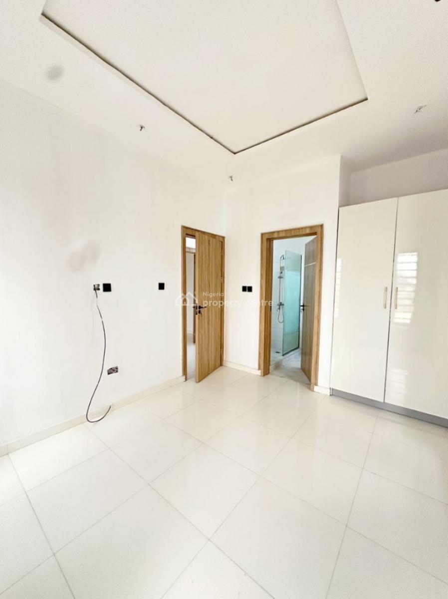 4 Bedroom Semi Detached Duplex with Bq, Ologolo, Lekki, Lagos, Semi-detached Duplex for Sale