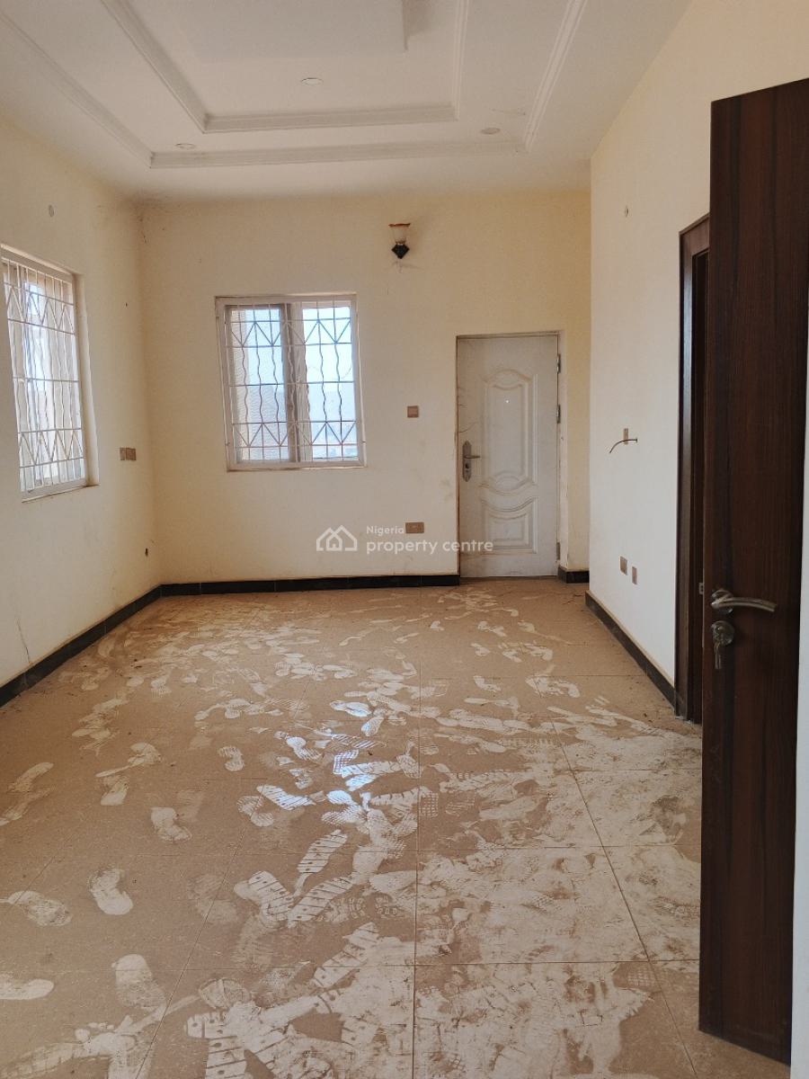 Luxury 4 Bedroom Terrace Duplex with Bq, Tipper Garage, Jahi, Abuja, Terraced Duplex for Sale