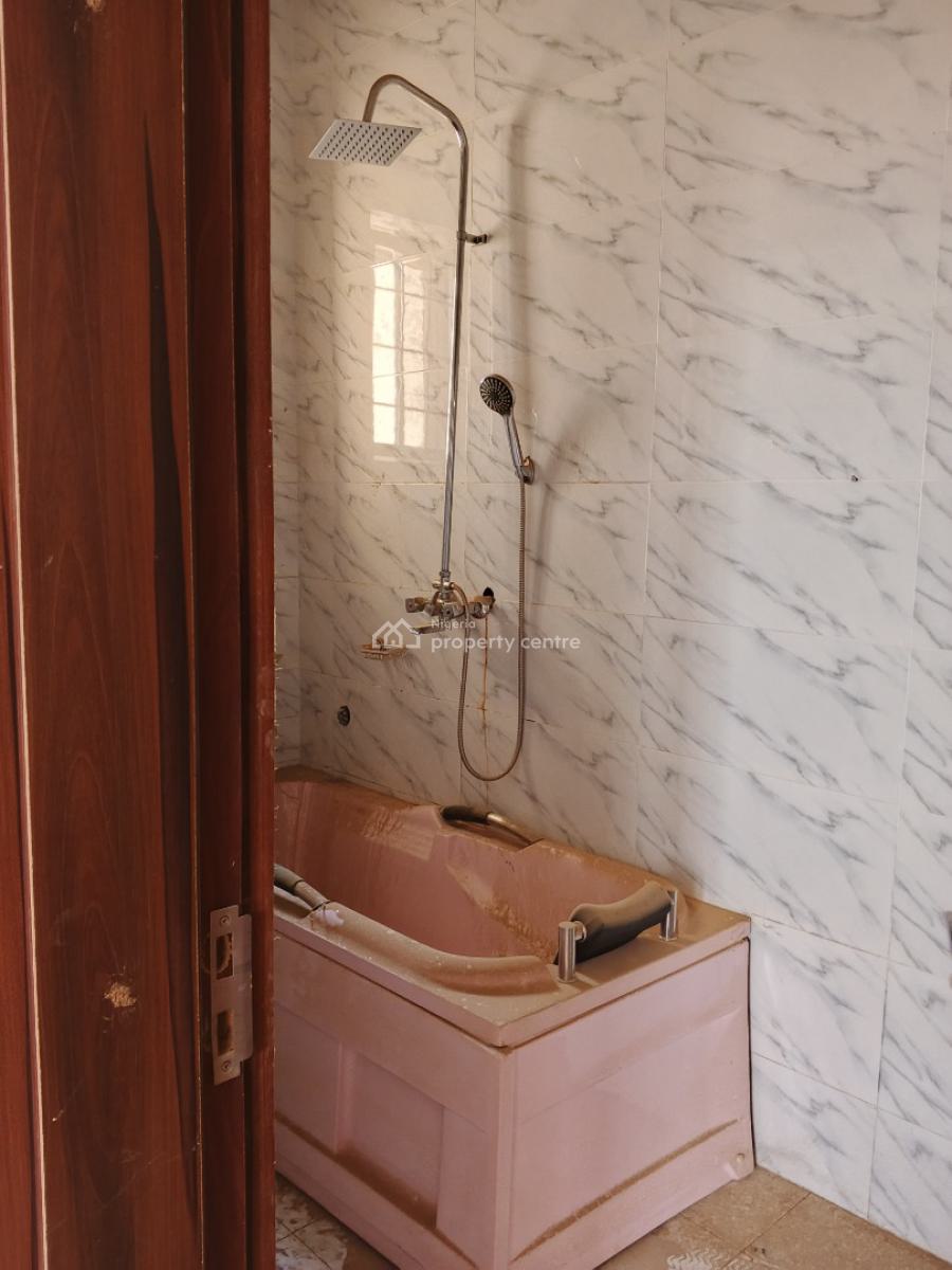 Luxury 4 Bedroom Terrace Duplex with Bq, Tipper Garage, Jahi, Abuja, Terraced Duplex for Sale