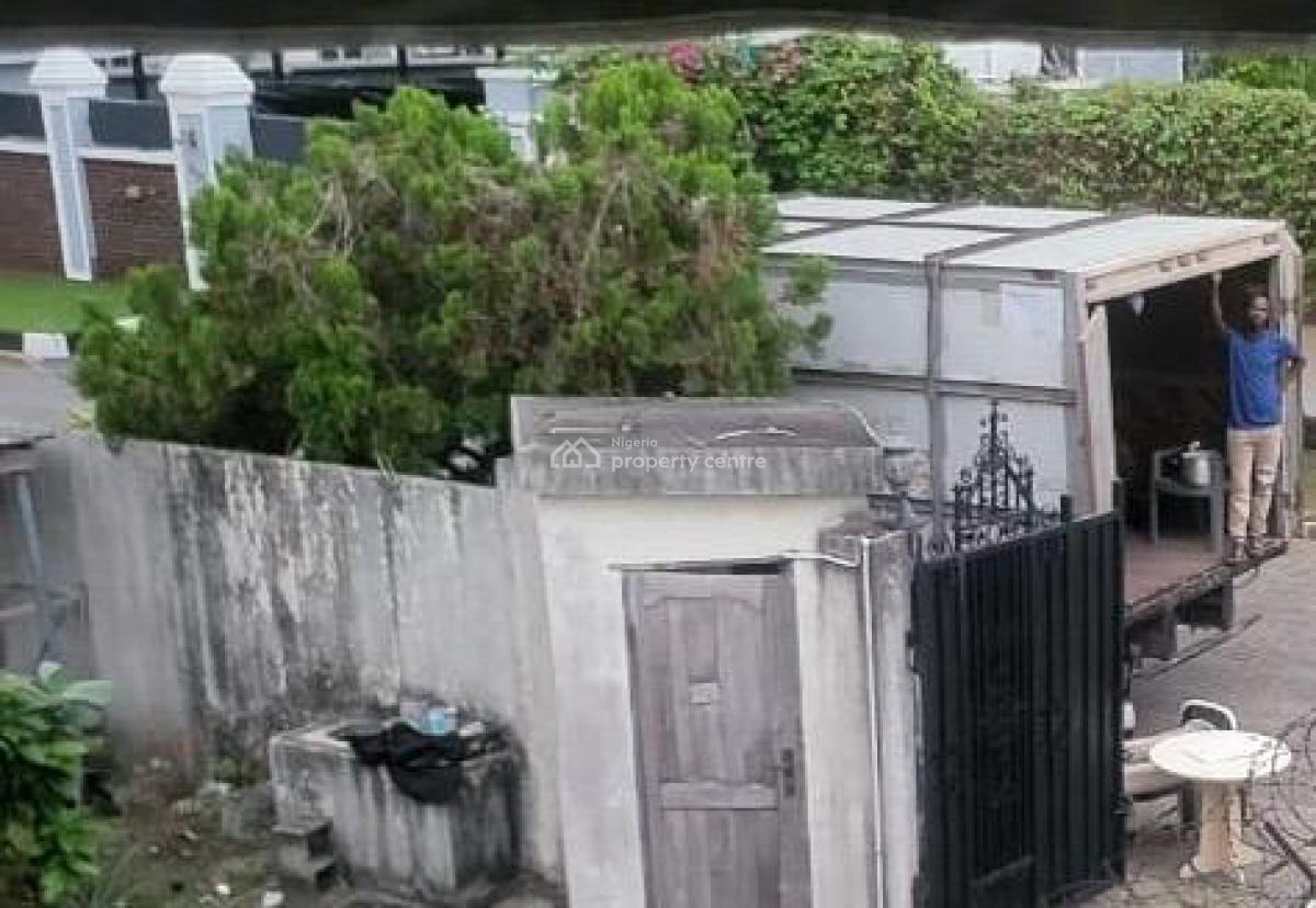 Distress 4bedroom Semi Detached Duplex with 3rooms Bq, Vgc, Lekki, Lagos, Semi-detached Duplex for Sale