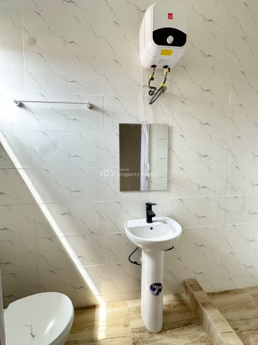 4 Bedroom Semi Detached Duplex with Bq, Ologolo, Lekki, Lagos, Semi-detached Duplex for Sale